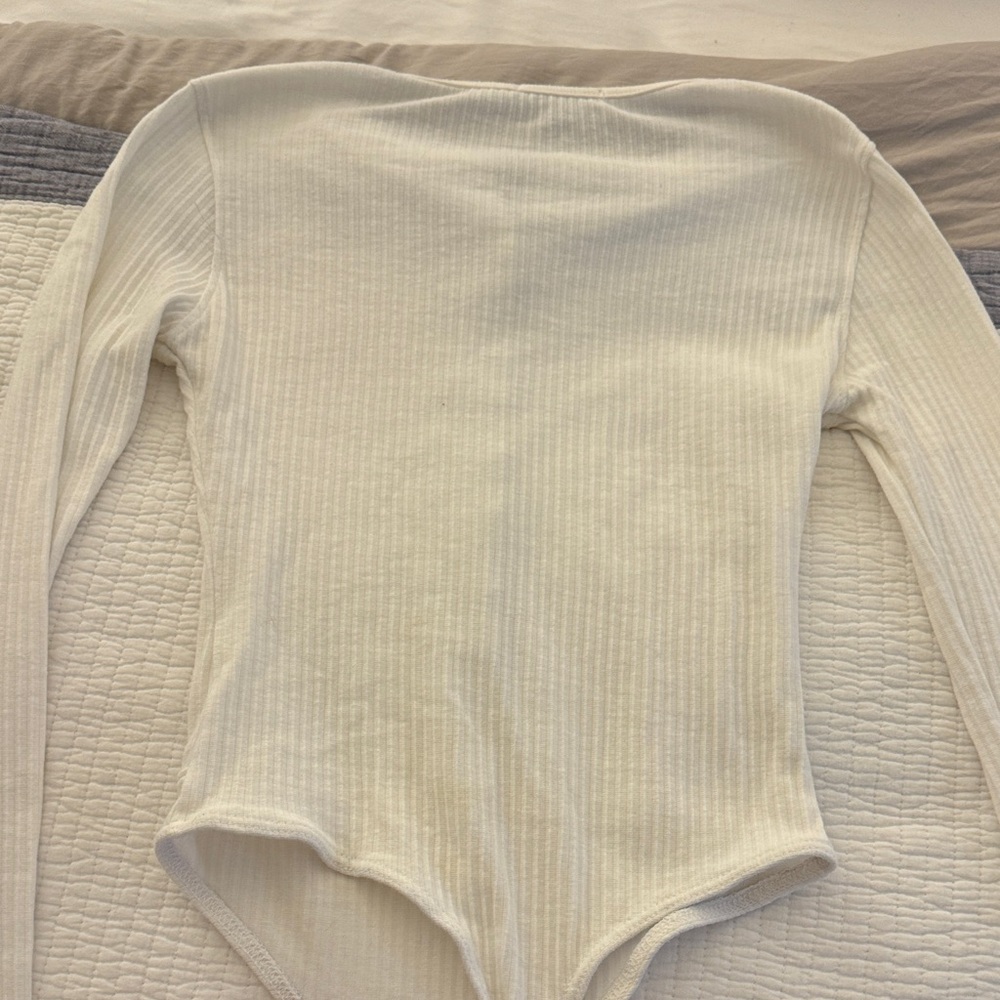 Missguided white Ribbed Button-Up Bodysuit - Picture 5 of 5